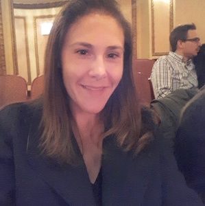 Meet your Posher, Devra